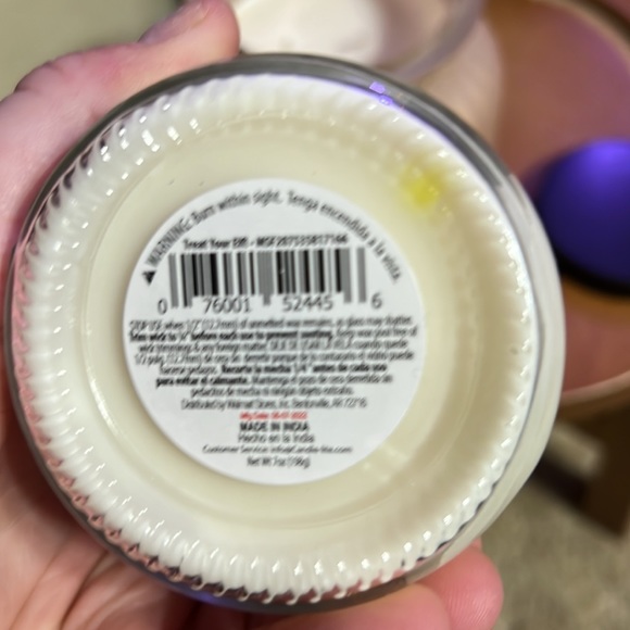 2 BN Mainstays candles - Black Cherry Woods & Treat Your Elf(description below) - Picture 6 of 7